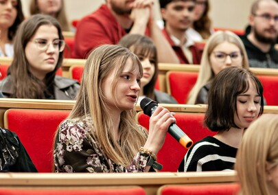 Młodzież debatowała z prezydentem o tym, czy warto zostać w Elblągu