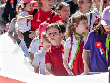 Biało-czerwony marsz przeszedł przez Stare Miasto