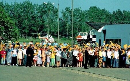Papież na lotnisku (w obiektywie Henryka Myślińskiego)