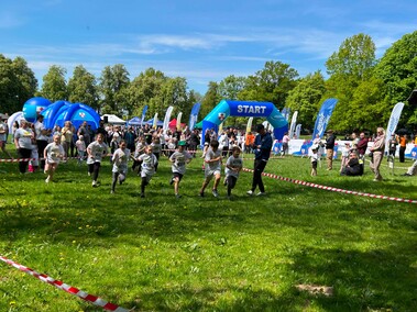 Rodzinnie, sportowo i z misją na rzecz hospicjum