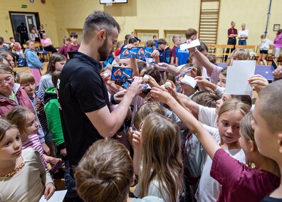 Jakub Dyjas zachęcał do tenisa stołowego