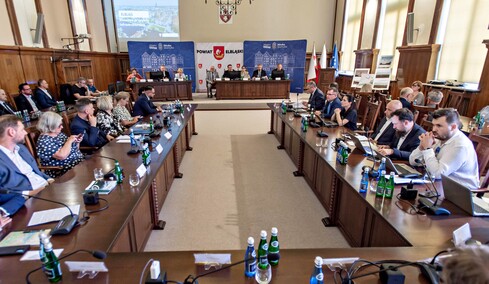 Warszawa przyjechała w teren. Posłowie na Żuławach Warszawa przyjechała w teren. Posłowie na Żuławach