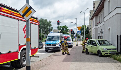 Kolizja z finałem na ścianie budynku Kolizja z finałem na ścianie budynku