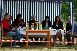 Latały podkowy w „Lazarusie”