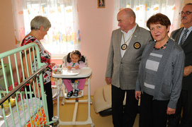 Rotarianie pomagają małym pacjentom hospicjum