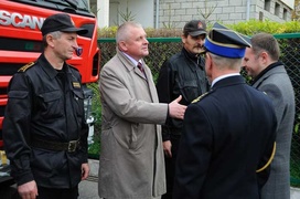 Nowe wozy dla strażaków