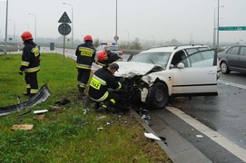 Węzeł Wschód - wypadek na zjeździe z S22