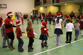 Mikołajowa zabawa w SP 12