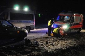 Potrącenie dwóch pieszych na pasach