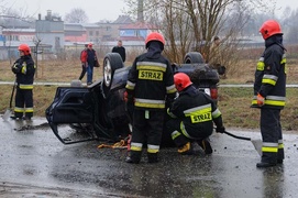 Volkswagenem dachował na Łęczyckiej
