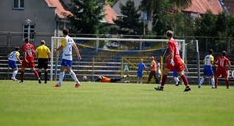 Tylko remis Olimpii z Sokołem, walka o awans trwa