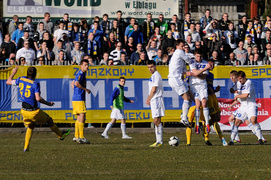 Olimpia poległa z Arką 1:4 (piłka nożna)