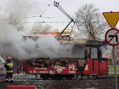 Na Robotniczej spłonął tramwaj