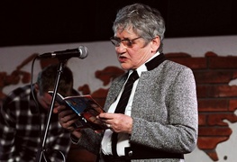 Poetka slamerką