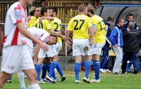 Olimpia lepsza od Resovii (piłka nożna)