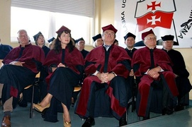Vivat Academia!