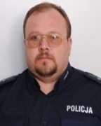 Nr 3. st. asp. Jacek Brzeziński,Posterunek Policji w Tolkmicku: Brzezina, Chojnowo, Nowinka, Nowy Wiek, Pogrodzie, Przybyłowo, Wodynia, Wysoki Bór, Święty Kamień