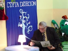 Łęcze czyta dzieciom