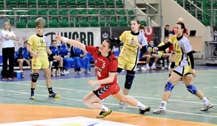 Oddala sie szansa gry w fazie play-off (piłka ręczna)