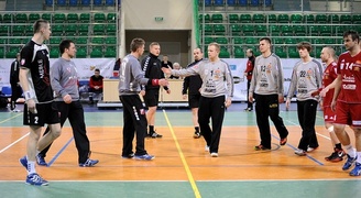 Meblarze pokonali olsztyńską Warmię (piłka ręczna)
