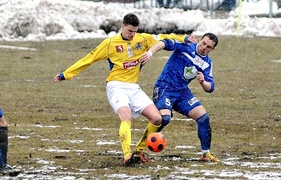 Bitwa na błocie dla Olimpii. Olimpia - Motor 1:0 (piłka nożna)