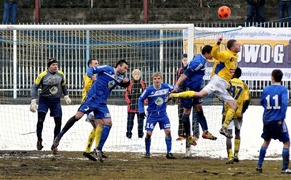Bitwa na błocie dla Olimpii. Olimpia - Motor 1:0 (piłka nożna)