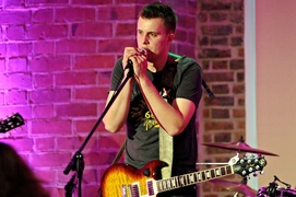 Hard, rock i cafe