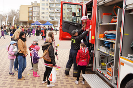 Kwitną żonkile, rozkwita nadzieja