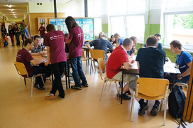 Myślenie nie boli, myślenie bawi