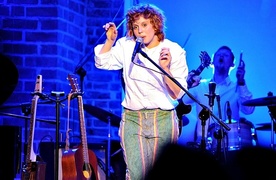 Sztuka wysokich lotów za małe pieniądze. Czy to możliwe?