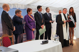 Jest wielka dziura w ziemi, będzie wielka galeria