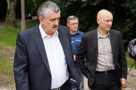 O jeden przystanek za daleko