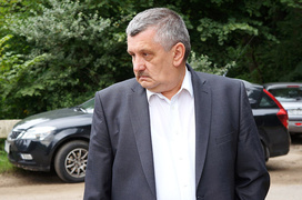 O jeden przystanek za daleko