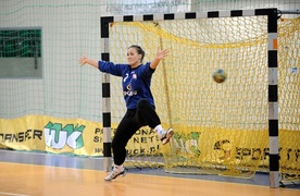 Trzy mecze, trzy zwycięstwa (piłka ręczna)
