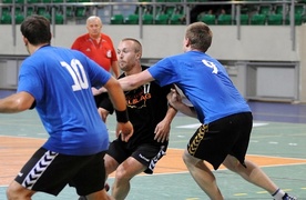 \"Meblarze\" sprawdzają swoje możliwości w Kościerzynie (piłka ręczna)