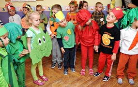 Jesienią, jesienią sady się rumienią