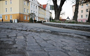 Kocie łby na Słonecznej