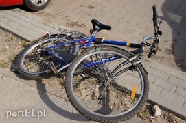 Odzieżowa: zderzenie rowerzysty z audi