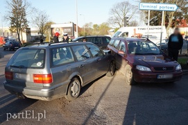 Wypadek na zjeździe z mostu