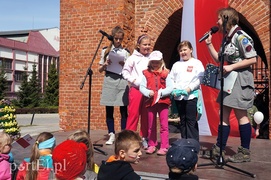 Biało-czerwony marsz w Święto Flagi