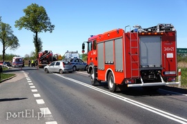 Karczowiska Górne: hyundaiem w drzewo