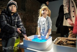 Między zabawą a sztuką