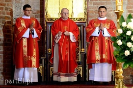 Biskup Jezierski objął katedrę