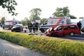 Wypadek w Kazimierzowie. \"Siódemka\" zablokowana