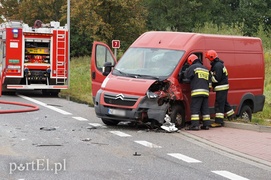 Wypadek w Kazimierzowie: dwie osoby w szpitalu