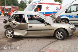 Wypadek w Kazimierzowie: dwie osoby w szpitalu