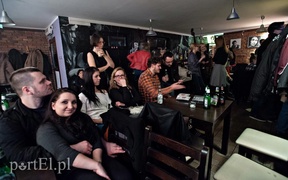 Elektroniczny halloween z Kamp!