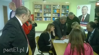 W sztabach wyborczych nastroje są różne