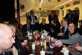 W sztabach wyborczych nastroje są różne