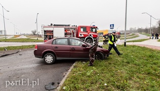 Ciężarówką wjechał w opla na Modrzewinie